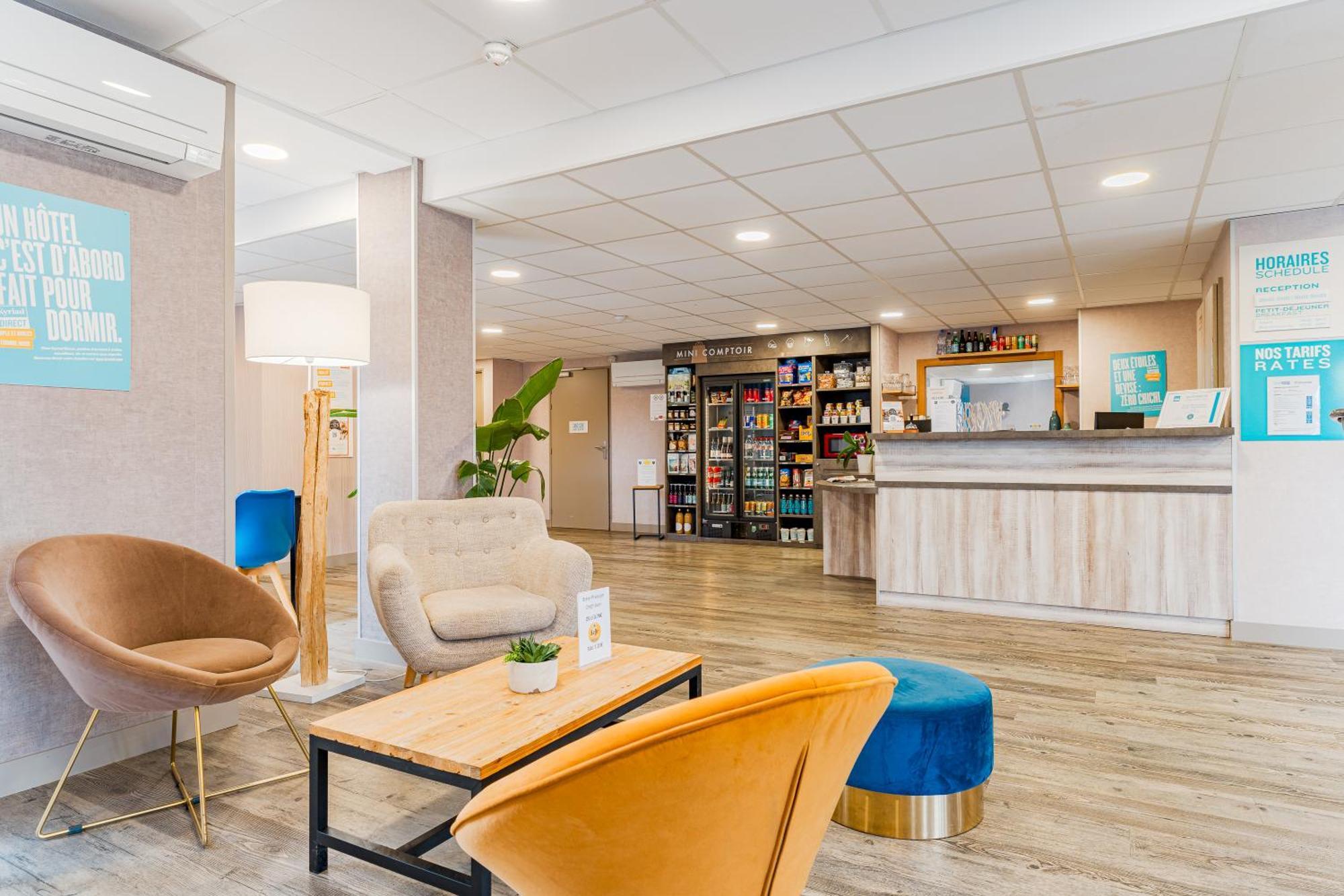 Kyriad Direct Tours Sud - Chambray Les Tours Exterior foto