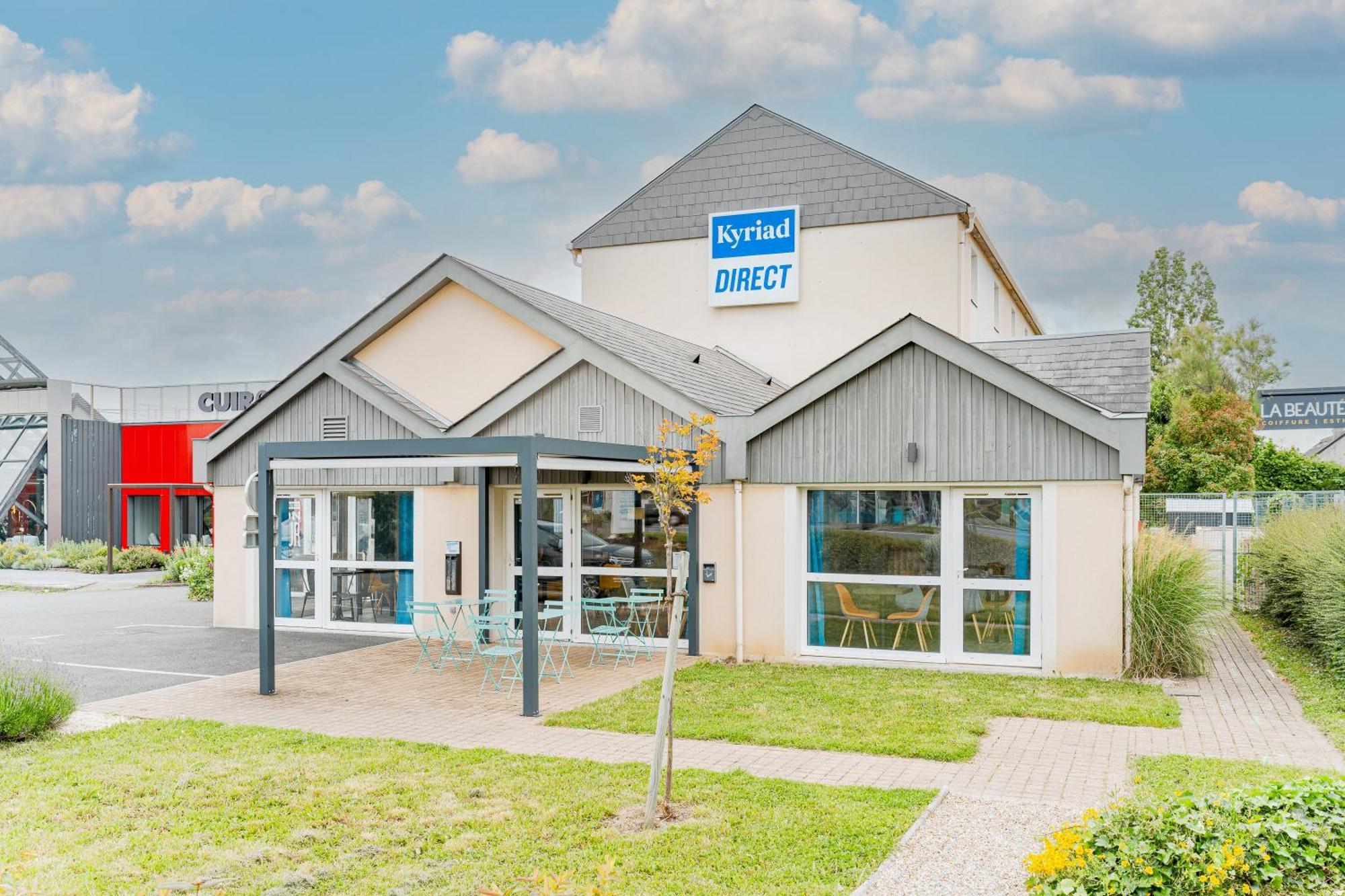 Kyriad Direct Tours Sud - Chambray Les Tours Exterior foto
